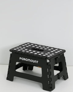 Banqueta Banquinho Escada 1 Degrau 22cm 150kg Slim Paramount Acabamento da estrutura Plástico preto Cor Preto